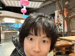 -瑞虹新天地月亮湾