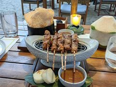 -三亚艾迪逊酒店·海滩烧烤 BARBACOA·现场乐队·浪漫晚餐·烧烤海鲜