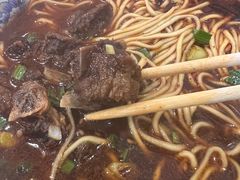 -易记皮肚面(明瓦廊店)