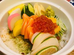 三色鱼生饭-小山日本料理(太古汇店)