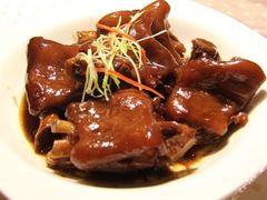 -双子楼大酒店(城开国际写字楼店)
