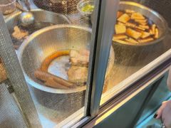 -松树干拌面店