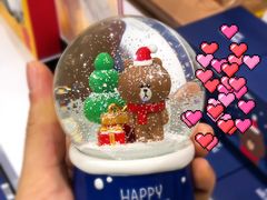 -LINE FRIENDS Garosu-gil Flagship Store