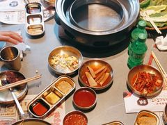 -草家酱蟹炭火烤肉店(珲春南路一店)