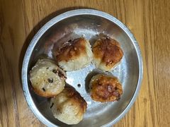 -黄阿姨锅贴大王(万航渡路店)