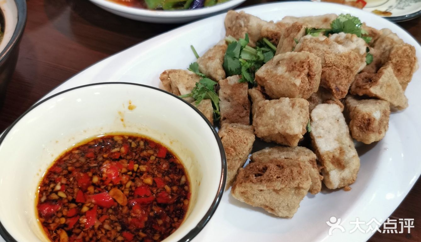 芳明小吃