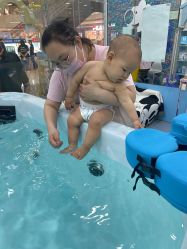 -熊小米专业儿童游泳馆