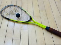 -全民健身中心壁球馆