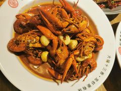 -叶派龙虾•招牌香辣蟹·海鲜(中海国际店)