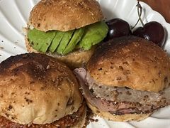 小红葱餐包-佐敦面包铺·JORDAN BAKERY
