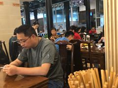 大堂-龙抄手(文殊坊店)