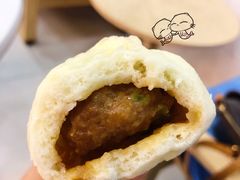 老面土猪肉包子-凤起龙游老面包子(凯德晶品店)
