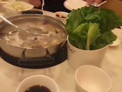 -一席地·本地鸡窝·杭帮鸡火锅(萧山银隆百货店)