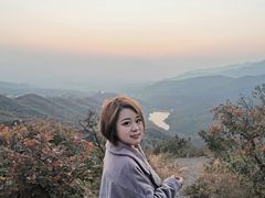 -鬼笑石后山停车场
