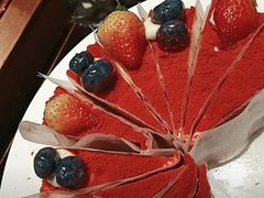 -东方红海鲜百汇(国际大厦店)