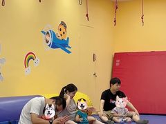 -月星环球港赢在起点早教中心·亲子托班早教体验课儿童兴趣班逻辑思维专注力幼小衔接(普陀中心)