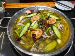 -小饕荟雅安贡椒鱼鲜馆(广福桥店)