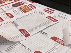 -虾弄弄海派小龙虾·牛羊蝎子火锅