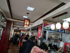 大堂-门框胡同百年卤煮(新街口店)