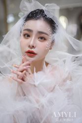 -艾米丽婚纱礼服