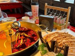 -小龙翻大江文化火锅(宽窄店)
