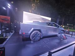 -TESLA 特斯拉(广州天环广场体验店)