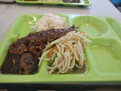 -同济大学本部学苑饮食广场