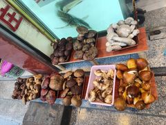 -草墩罗非鱼庄•野生菌•腊排骨(七星街上段店)