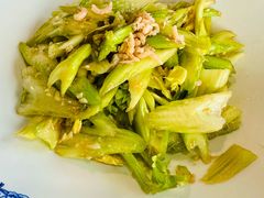 水果芹菜-巧克力渔家.小船海鲜胶东菜(万平口店)