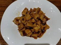 -泉畔人家·老济南经典鲁菜(大明湖店)