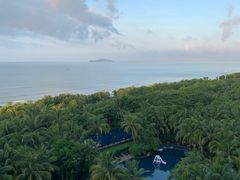 -三亚湾海居铂尔曼度假酒店