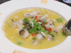 -渔语鱼新川菜Bistro(万象天地店)