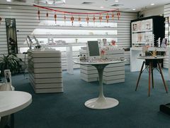 -优视力蔡司眼镜验配中心(越秀城市广场奥莱店)