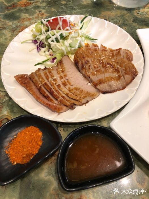 凯荟·不止酸菜鱼(广州鸿德国际店)碳烧猪颈肉图片
