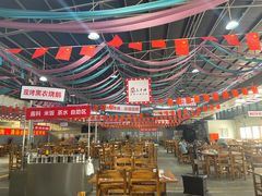 大堂-三千坪超级火锅市场·土灶牛肉火锅
