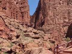 -天山神秘大峡谷