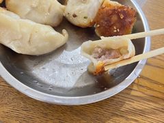 -黄阿姨锅贴大王(万航渡路店)