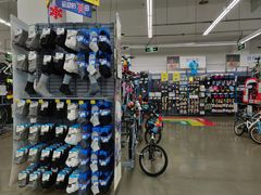 -迪卡侬(西华店)