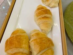 牛角包-大天然酒店(军民路店)