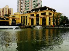 -亮马河大厦停车场