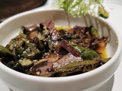 烧辣椒炒腊牛肉-尽膳·鱼鲜川菜(宽窄巷子店)