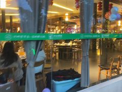 -茅草房·河畔园林火锅