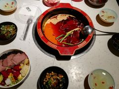 -钢管厂五区小郡肝串串香(奥克斯广场锦城万达店)