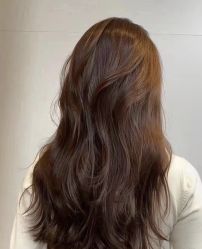 -丝语萱形象