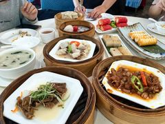 -方鼎食府