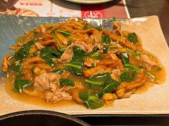 湿炒牛肉河粉-潮界(虹桥新天地店)