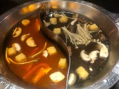 -大龙辣火锅·龙虾·烧烤(湖滨新天地店)