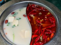 -麻田会 ·鲜活现烹·牛蛙火锅(珠江新城维家思广场店)