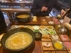 -银米·云南传统过桥米线(双廊黑金冠店)