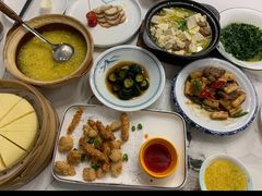 -君来湖滨饭店·玫瑰园